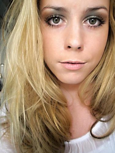 The photo was inserted by the model on the portal of the Czech Modelky s.r.o.